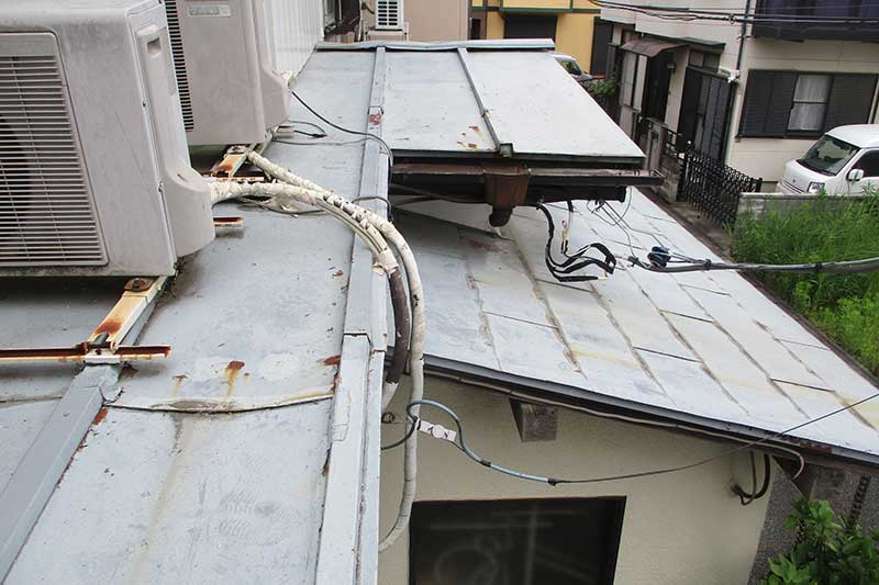 施工前の下屋根