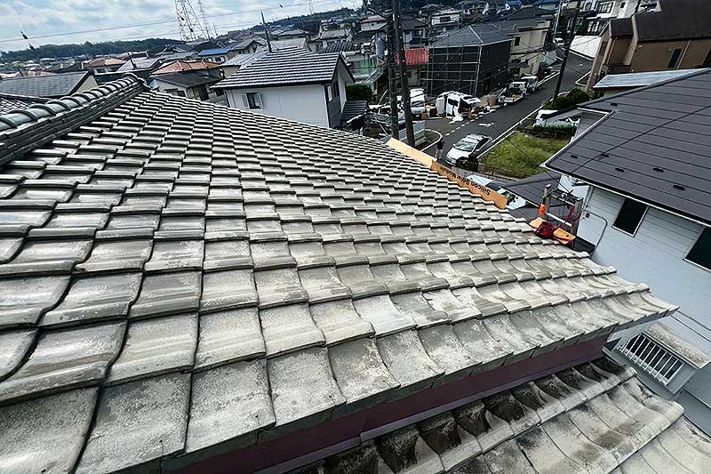 太陽光設置前の屋根