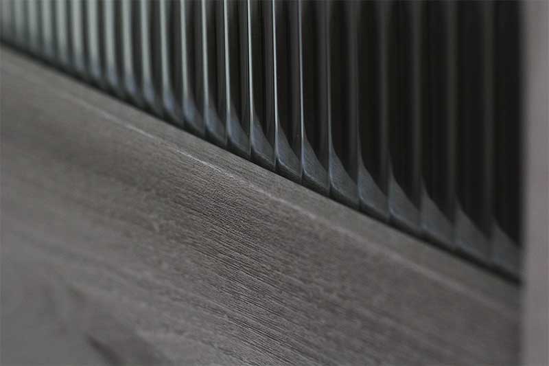 施工後のリビング建具