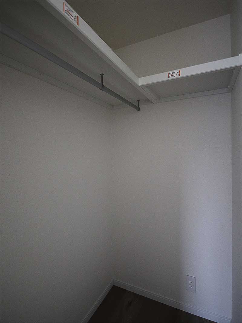 リフォーム後の洋室収納
