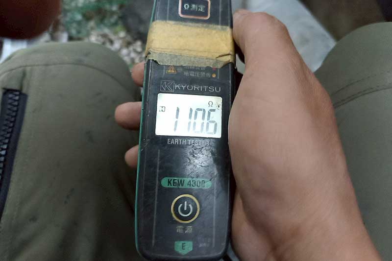 電圧チェック