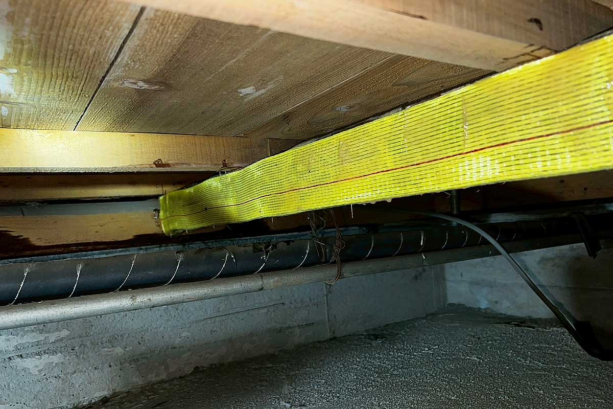 アラミドとタフロンウッドで施工した床下木部