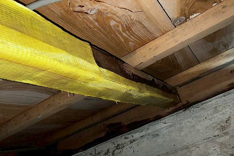 アラミドとタフロンウッドで施工した床下木部