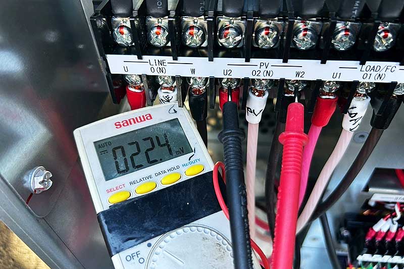 蓄電池スマートスターの電圧チェック