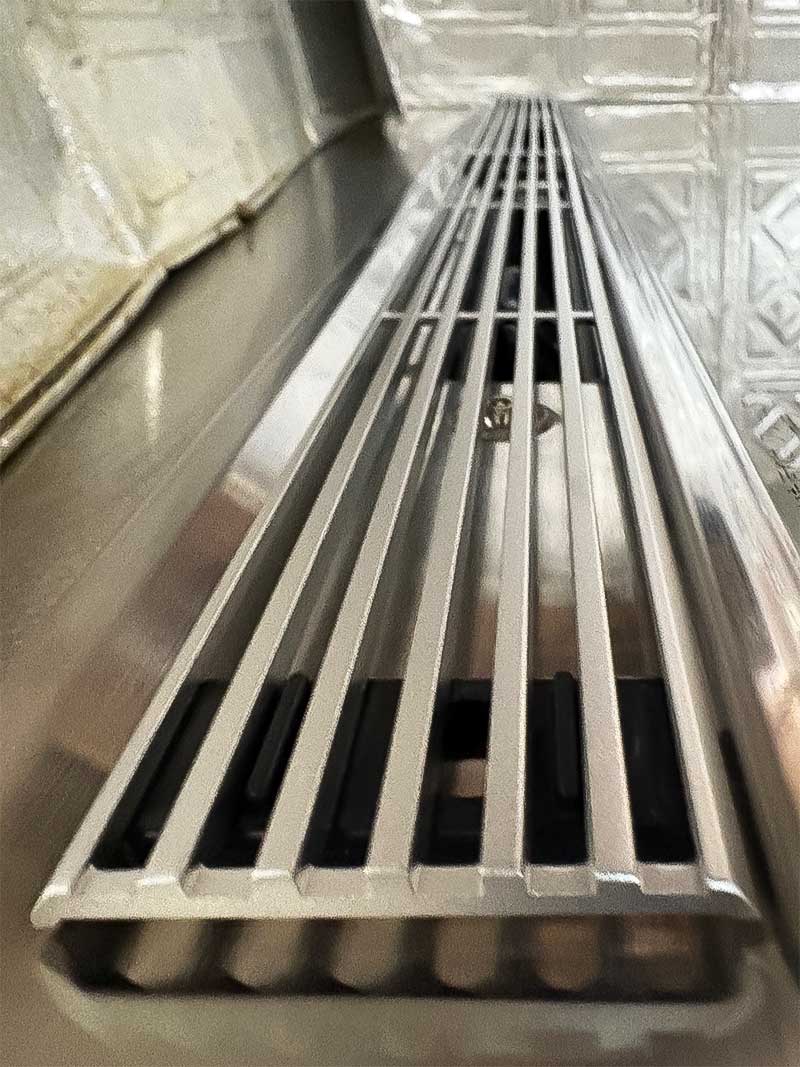 吸・換気カバーの取付