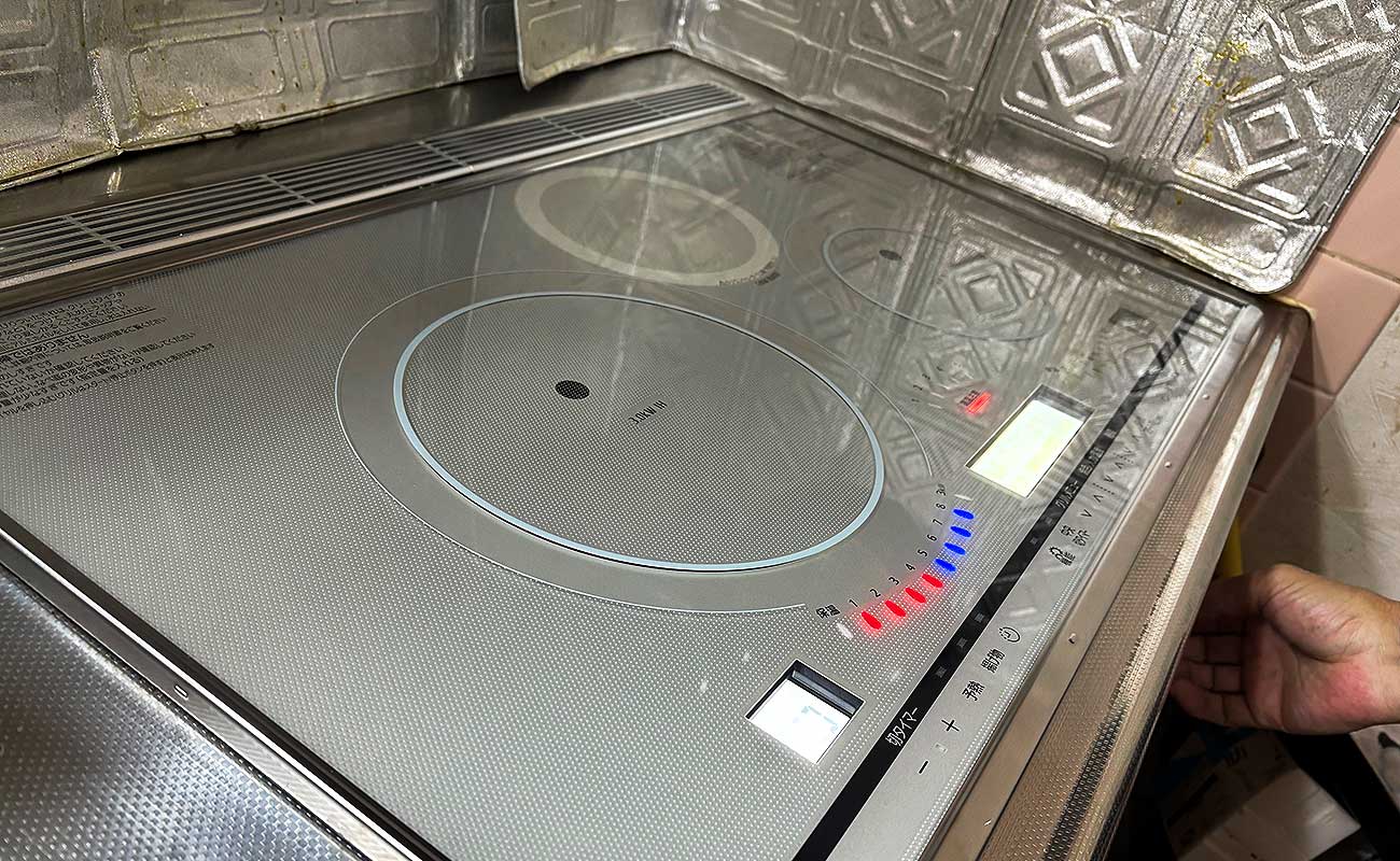 設置後のIHクッキングヒーター