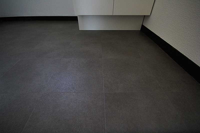 リフォーム後の洗面室床