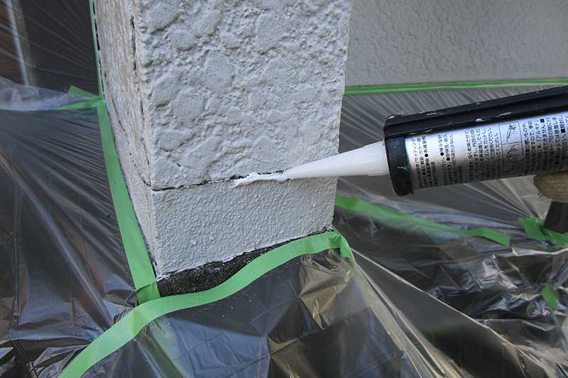 外壁のコーキング補修