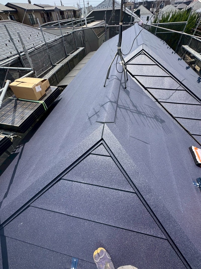 ガルバ張り込み完了後の屋根