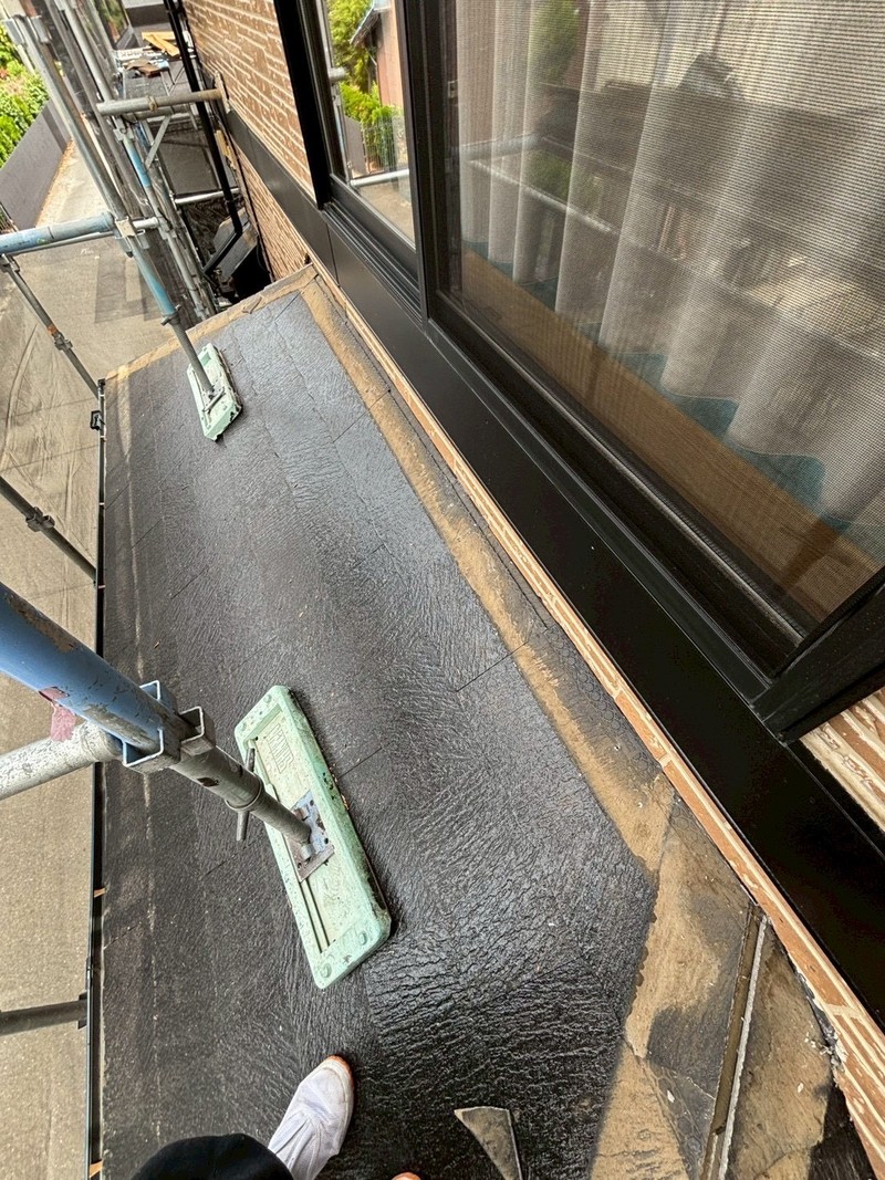 施工前の屋根の棟板金撤去
