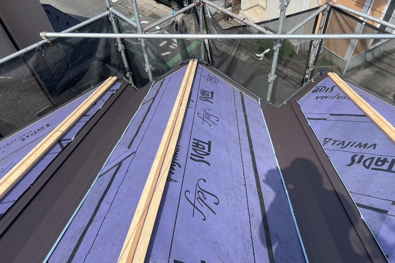 貫板設置