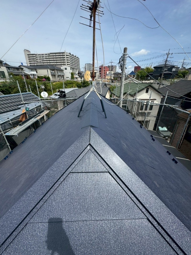 ガルバ張り込み完了後の屋根