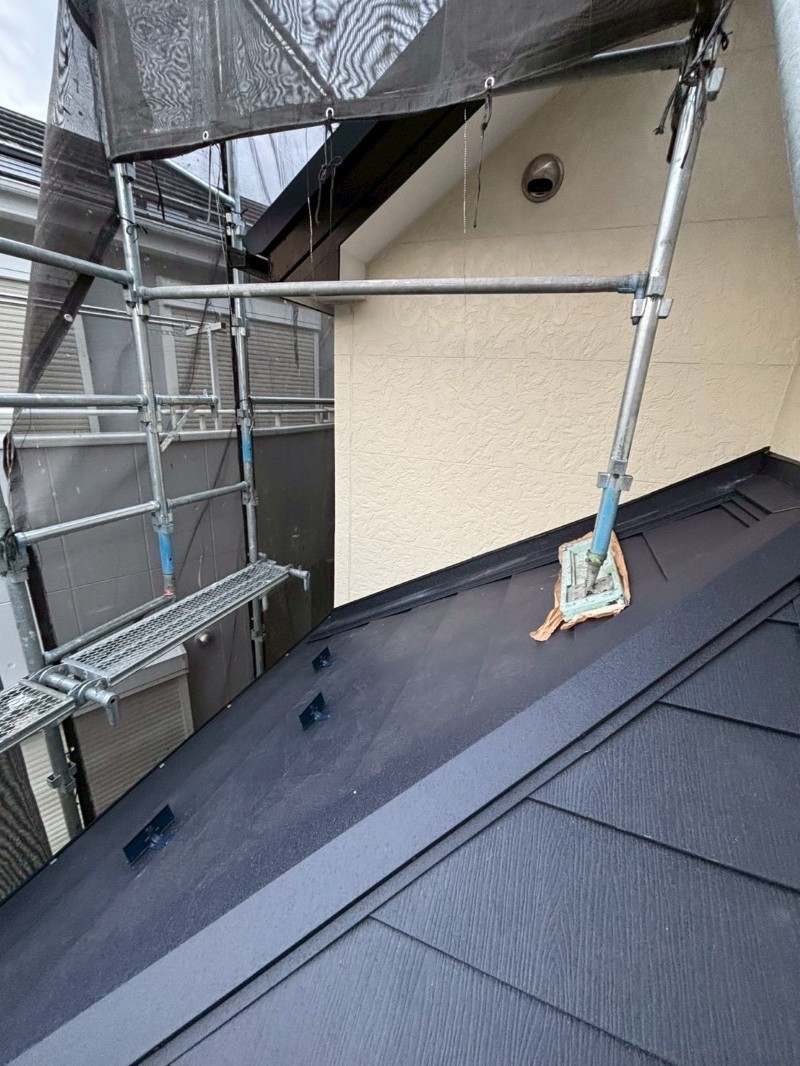 ガルバ張り込み完了後の屋根