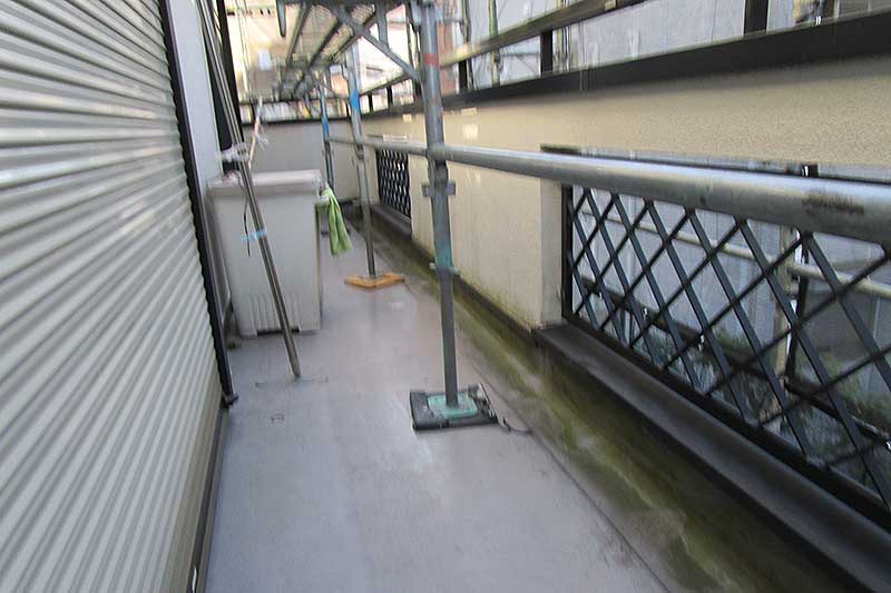 施工前のベランダ