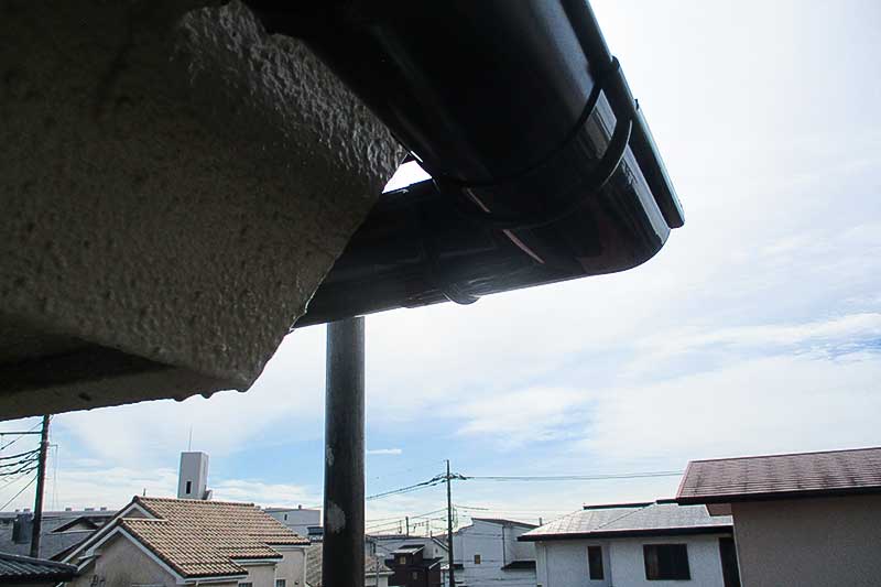 新しく雨樋取付
