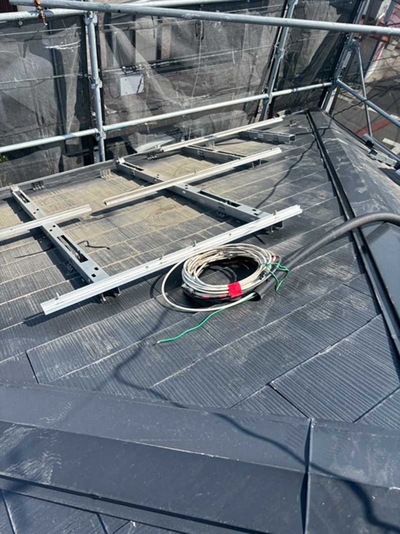 太陽光パネルを取り外した屋根