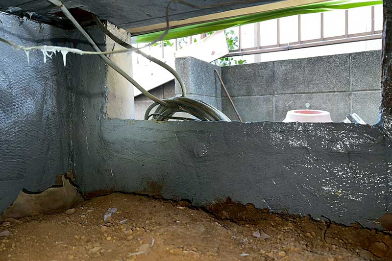 アラミド繊維の上からタックダイン上塗り塗布