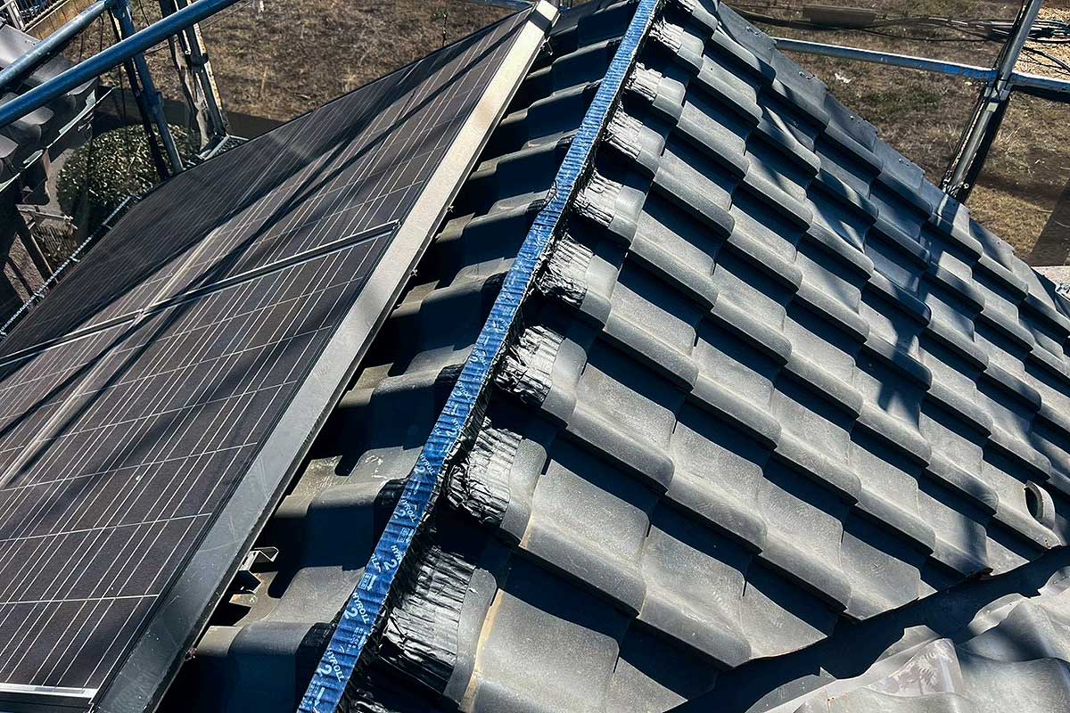 ハイロール2を張り込んで密着させる