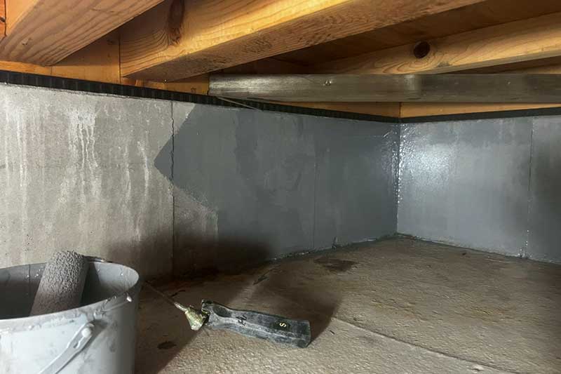 内基礎の強化剤塗布