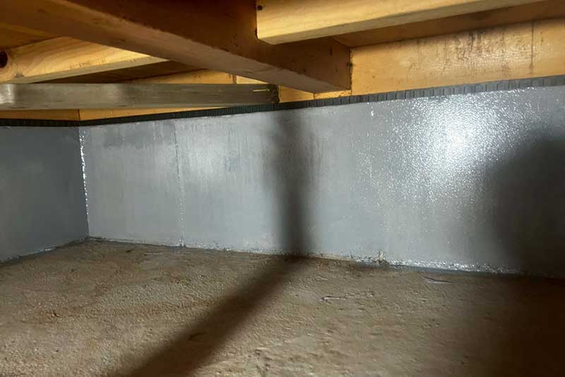 内基礎の強化剤塗布