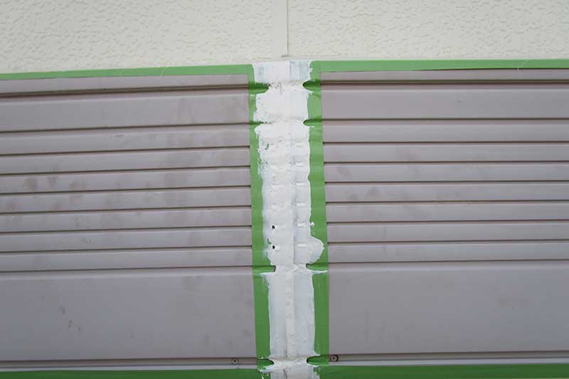 外壁目地のコーキング補修