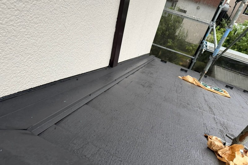 ガルバ張り込み完了後の屋根