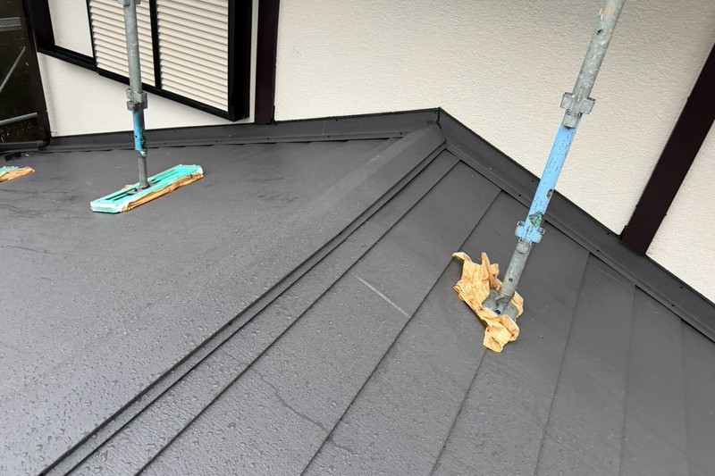 ガルバ張り込み完了後の屋根