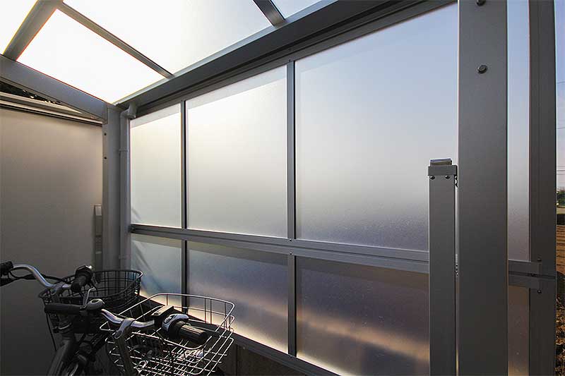 サイクルポート斜め