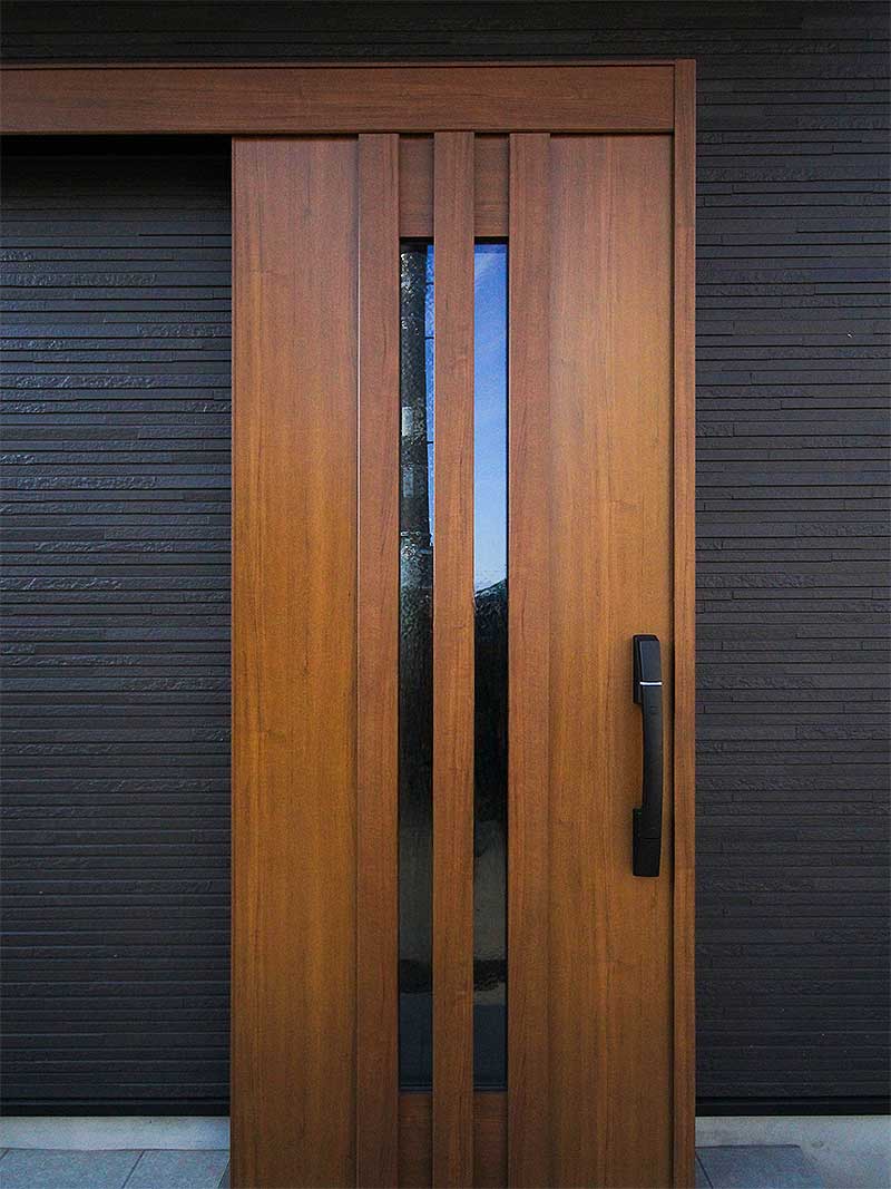 新築一戸建ての玄関ドア