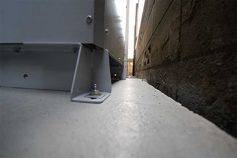 蓄電池スマートスター基礎ボルト固定部分